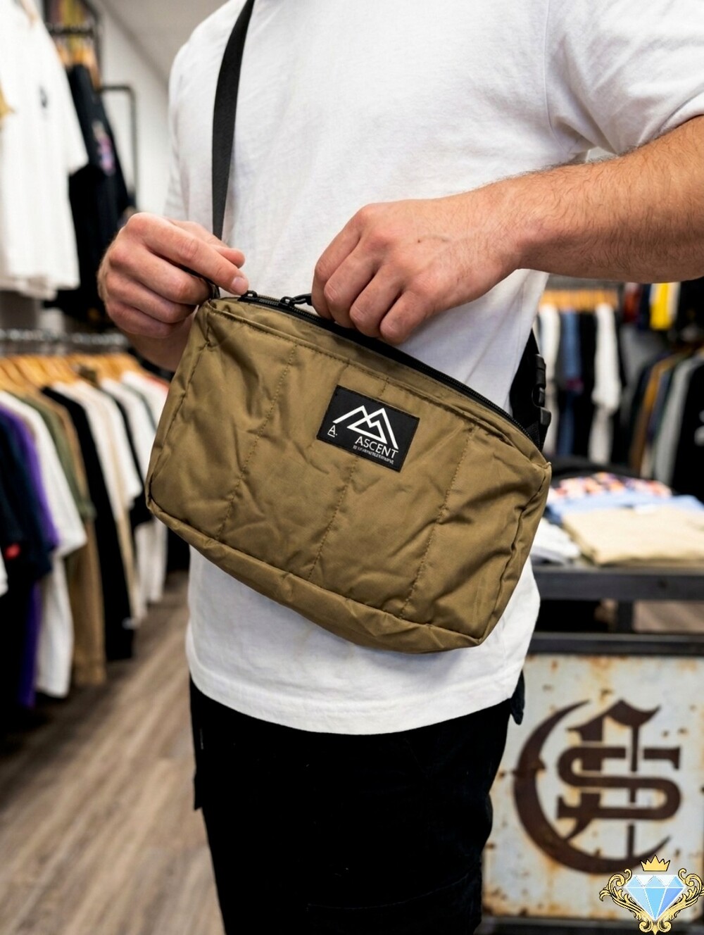 ASOS DESIGN Padded Crossbody Bag with Badge - Khaki Essentials Streetwear Unisex